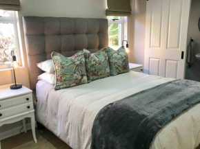 Modern Studio Apartment in Bonnie Doon